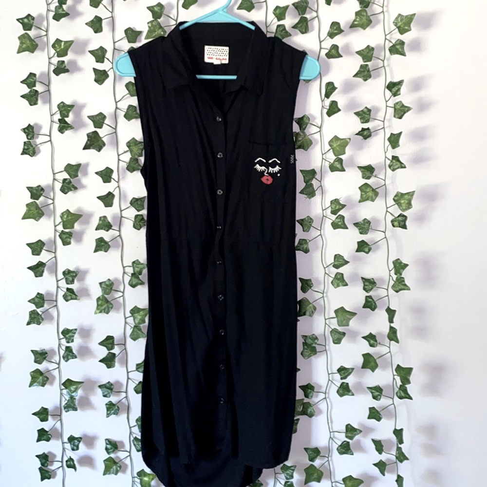 Vans dress special artist kendra dandy
